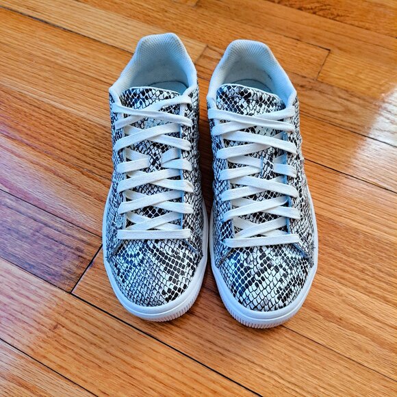 K-Swiss Women’s Size 7.5 Snakeskin Print Sneakers White Lace Up Casual Shoes - Picture 6 of 9